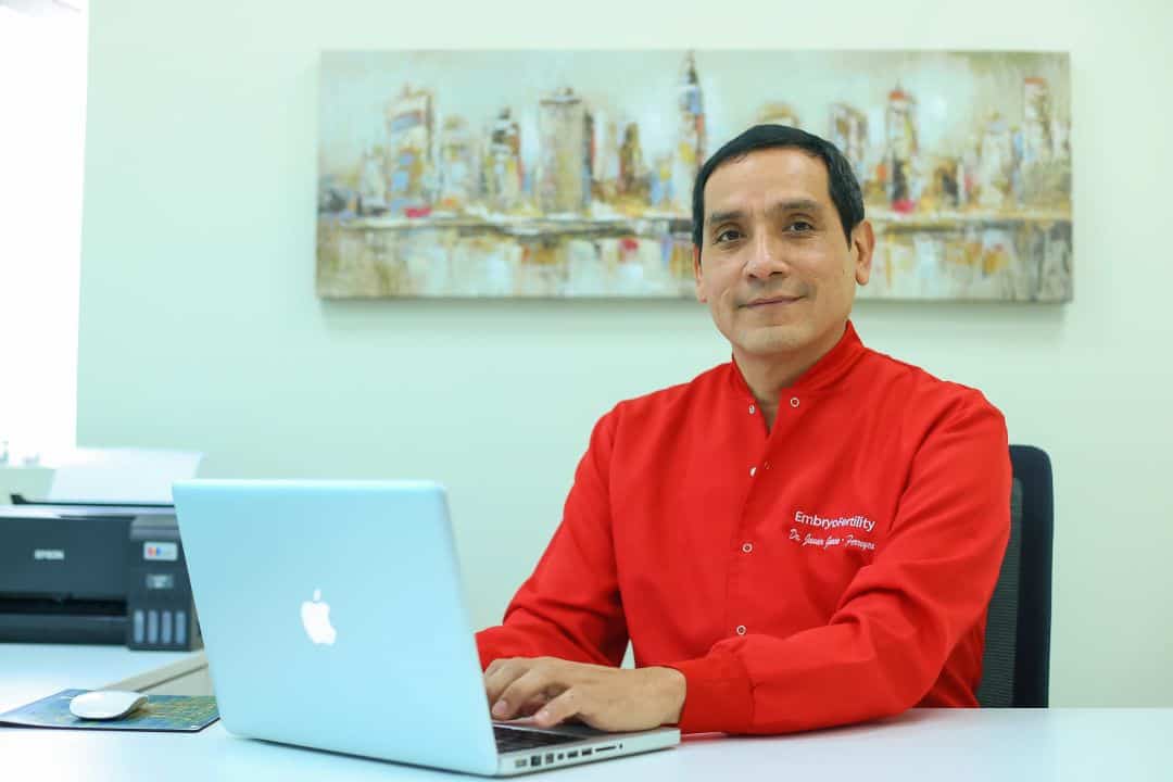 Fundador de EmbryoFertility Dr. Javier García Ferreyra